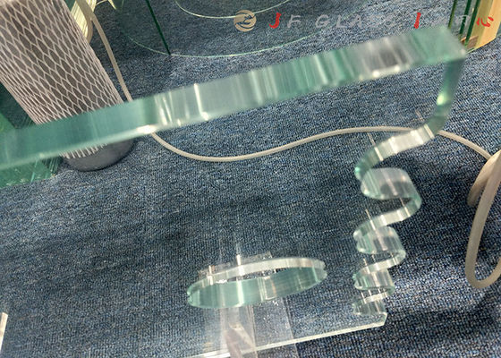 Los paneles de cristal estándar 6m m de talla exactos complejos