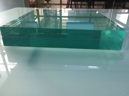 La película automotriz de Aeshetic 8.38m m Pvb laminó los paneles de cristal