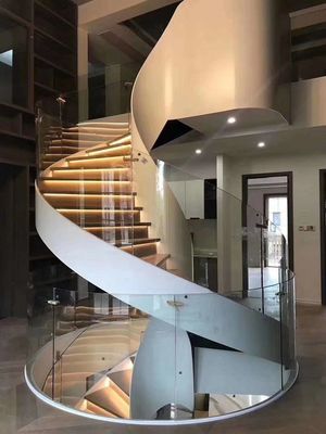 La barandilla Frameless transparente curvó el vidrio laminado