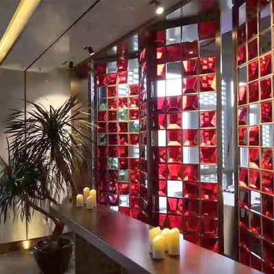 Artes rojos del vitral de Suncatchers 3D Rose Ornaments K9