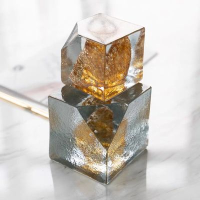 Ornamentos de cristal claros