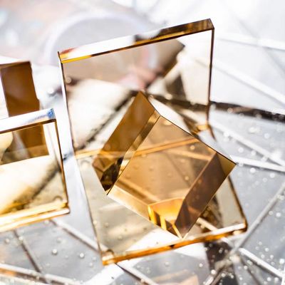 Ornamentos de cristal claros