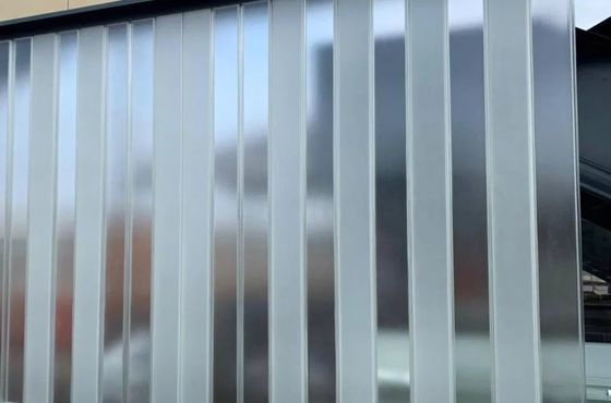 La forma CCC plano SGCC de U aisló los paneles de cristal moderados