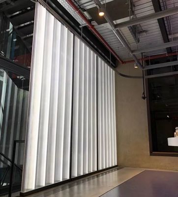 Vidrio endurecido 6m m decorativo al aire libre de la división de la barandilla